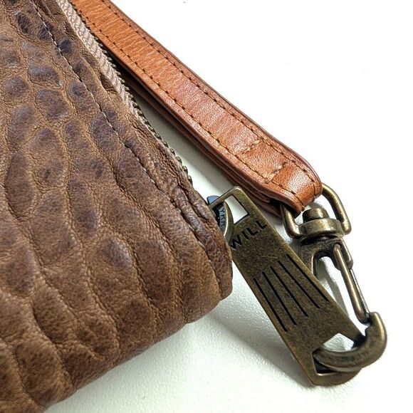 Will Leather Goods Zip Around Large Bifold Clutch Wallet Wristlet Brown - Picture 5 of 8